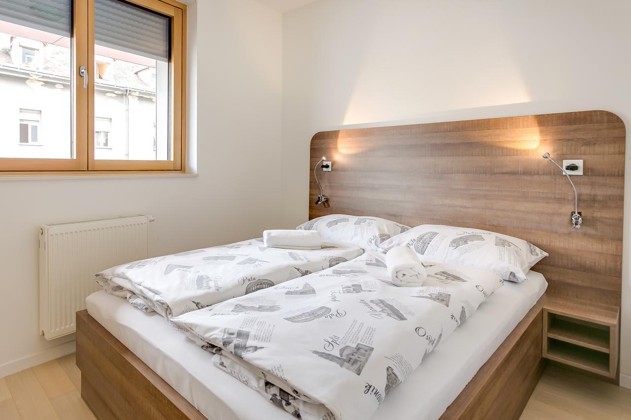 Apartment Moving Загреб Екстериор снимка